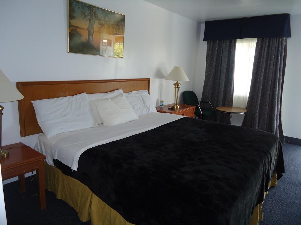 Westmount Motel Вудсток Номер фото