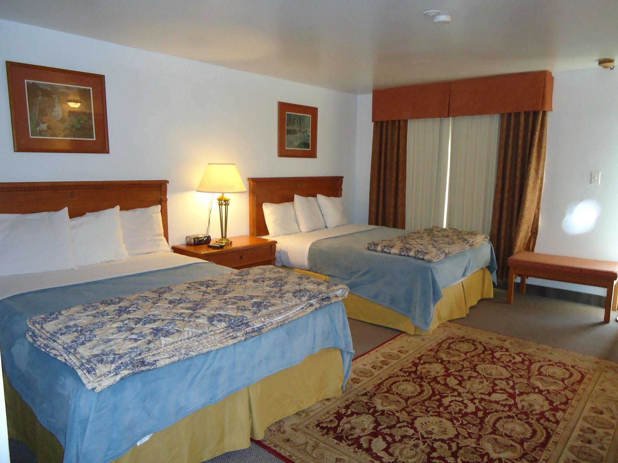 Westmount Motel Вудсток Экстерьер фото
